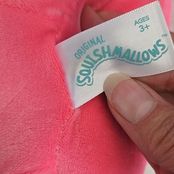 SQUISHMALLOWS pink. Forever no tag plush Unisex Cizy Cute Toy Collect - Picture 3 of 3